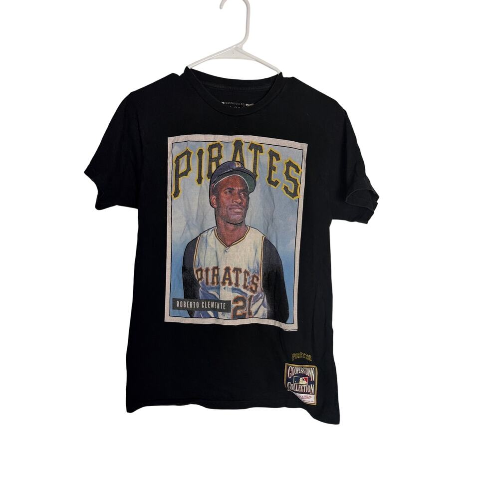 Mitchell & Ness Roberto Clemente Pittsburgh Pirates T Shirt Mens S Black MLB